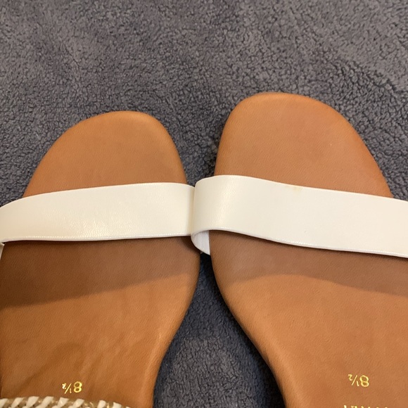 Italian Shoemakers Colorblock Heels - Picture 5 of 7